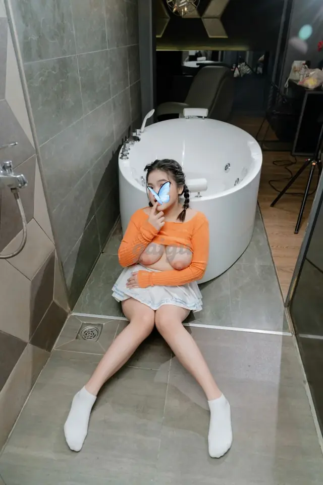 Vú Bự Bé Yêu❤️2k4 Mú… 平阳省 50万