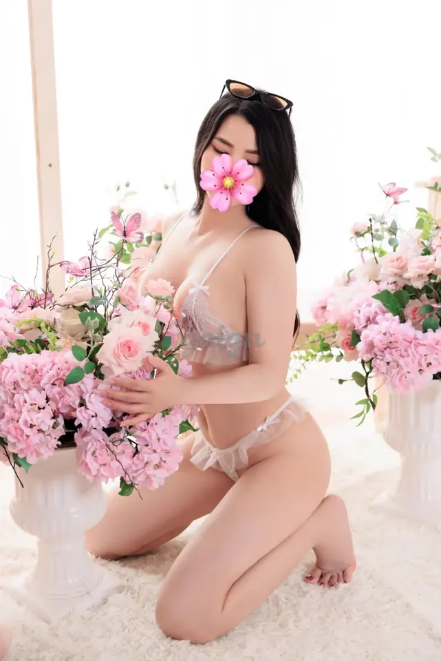 LY LY 170cm XINH XẮN… 胡志明市 40万