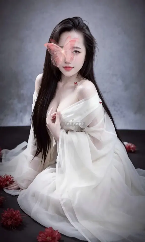 BABE QUỲNH NHI - K… 60万 胡志明市