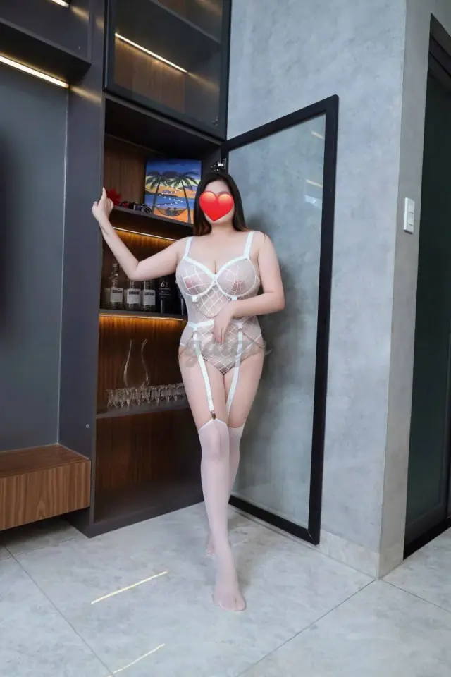 NGỌC NHI XINH ĐẸP… 30万 胡志明市